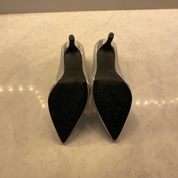NEW Mia Silver Heels - Picture 4 of 5